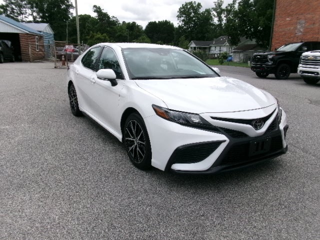 2024 Toyota Camry SE in Other — front three-quarter view